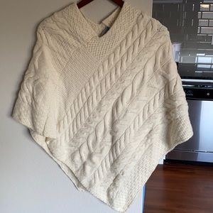 White Aran wool poncho/pullover